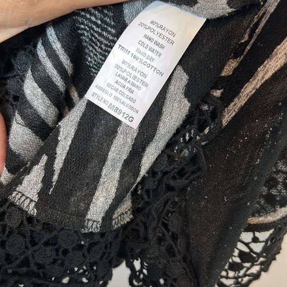 Monoreno Two Piece Tunic Set Size Medium Black & Gray Black crochet type boarder - Picture 5 of 7